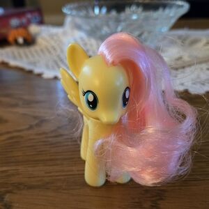 Yellow Mlp MY Little Pony Fluttershy with Pink Hair Guc